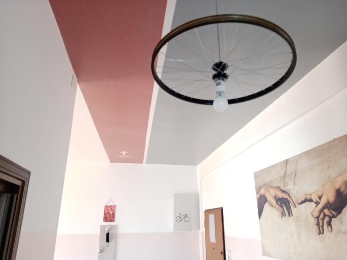 Bike House "Silver" Seriate Rum bild